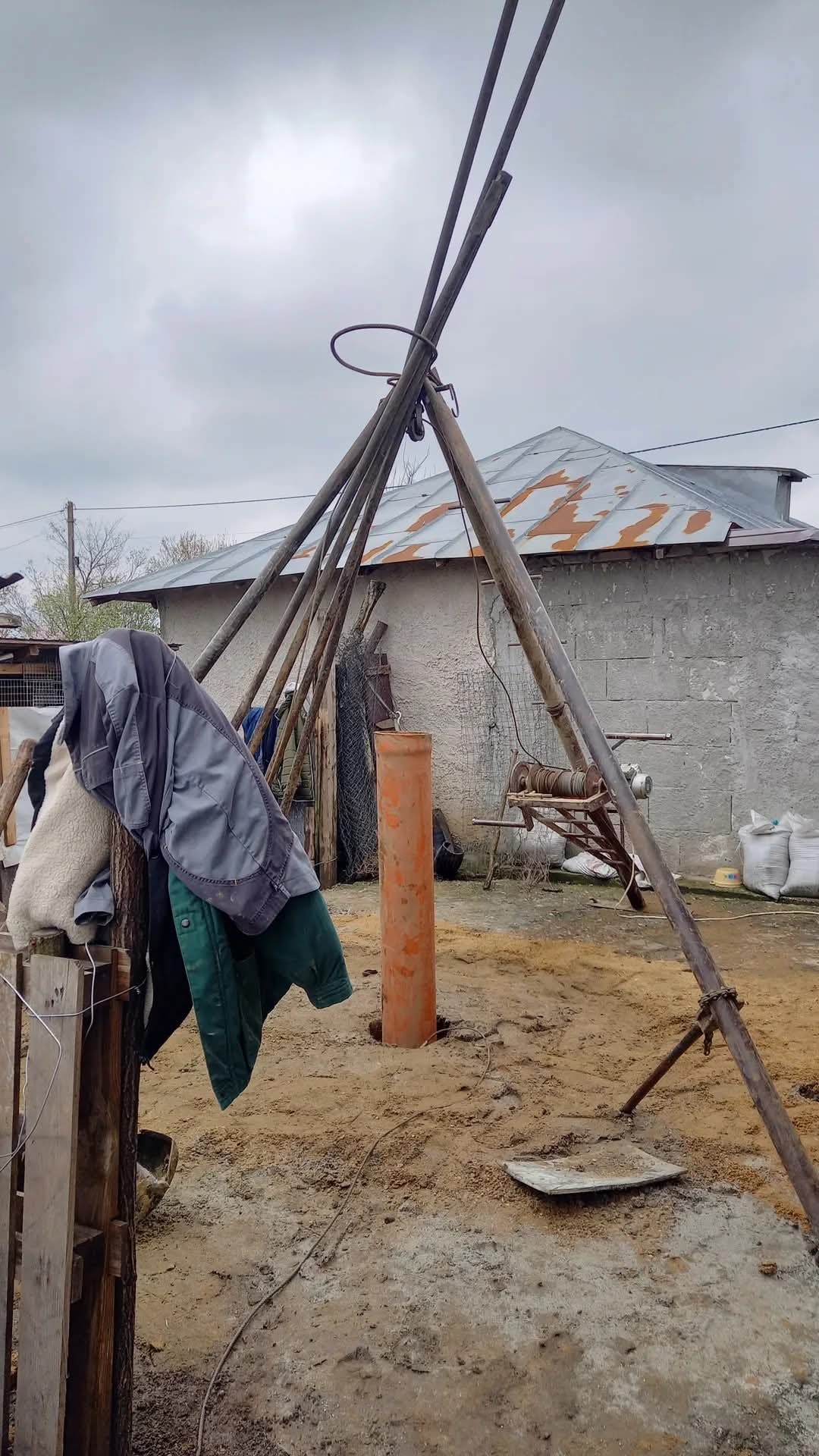 Foraje apa potabila, foraje irigatii, fore poma caldura Sibiu