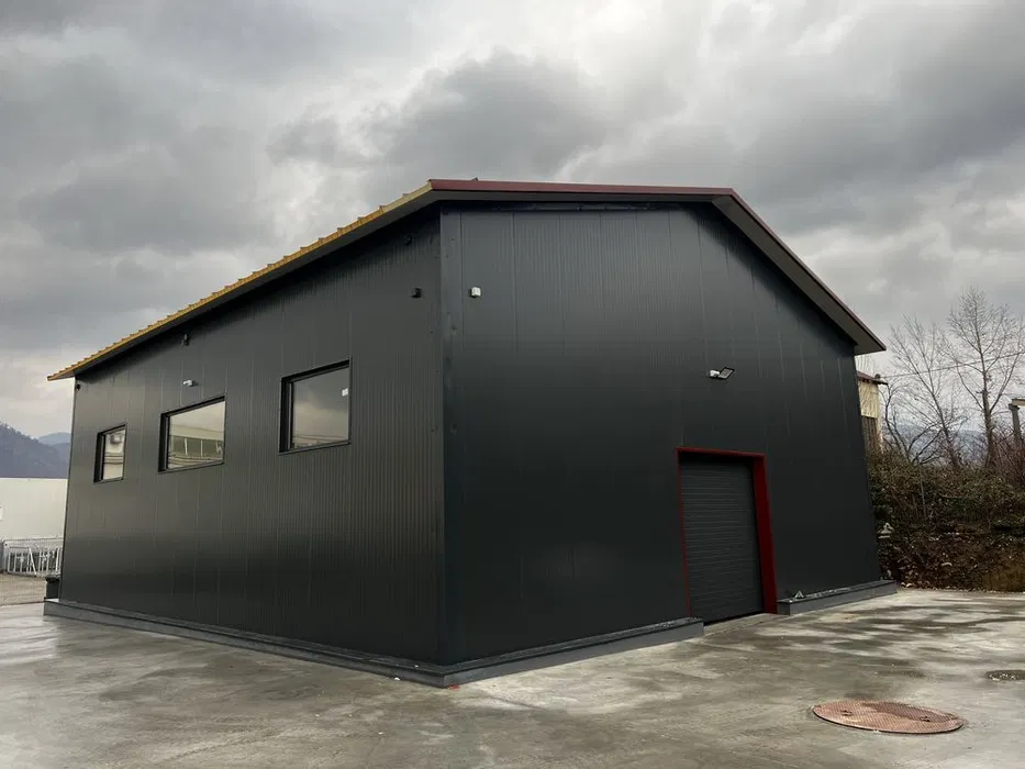 Vand Hala Metalica completa cu panouri sandwich Alba Iulia