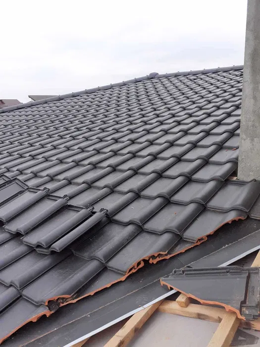 Montaj orice tip acoperis, reparatii orice tip acoperis, mansardare gherla