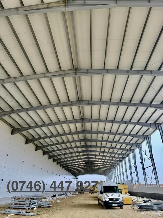 Vand Hala Metalica cu panouri sandwich, suruburi prindere ascunsa