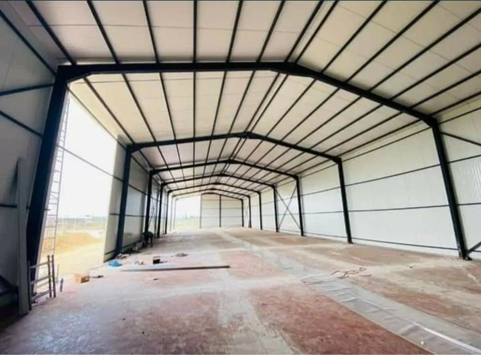 vand Hala Metalica completa URGENT iasi